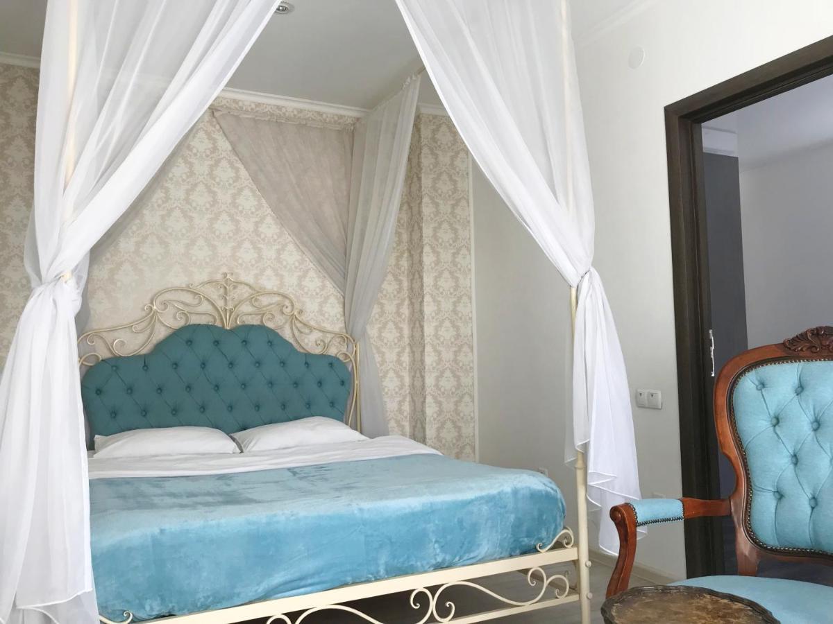 Romantic Apartments - Центр Львова , З Видом На Місто Εξωτερικό φωτογραφία
